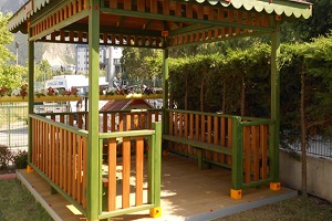 Ahşap Çardak